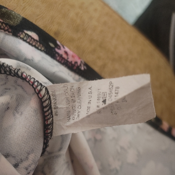 Beautiful floral mini dress size 3x - Picture 4 of 4